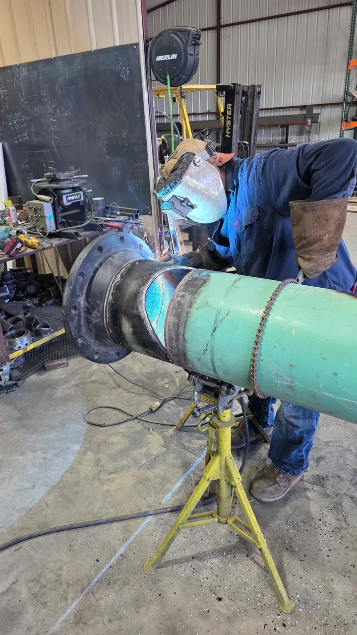 Line boring a large shaft on stands